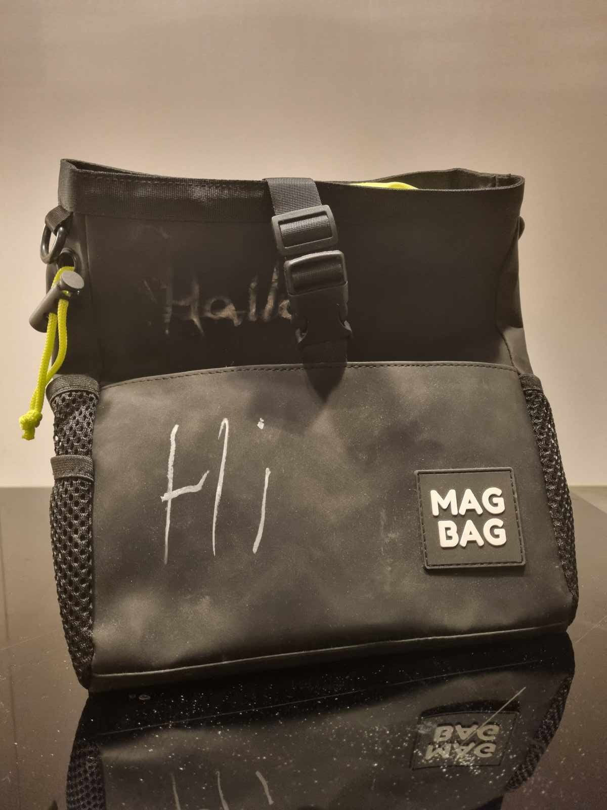 MAG BAG sample 01: rough first version with chalk drawn on it